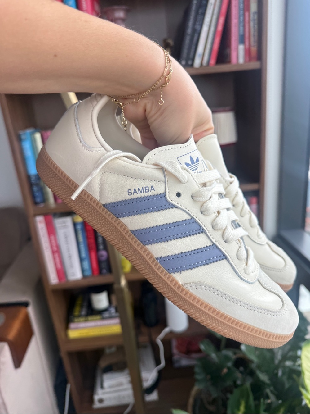 Adidas Samba Sneakers in Cream with Light Blue Stripes 38 | 6.5